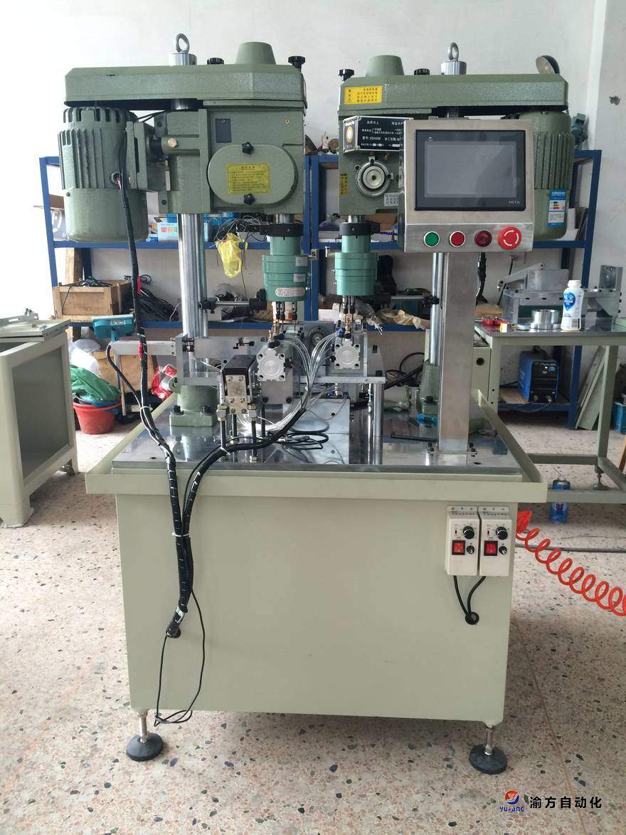 多軸攻絲機視頻..